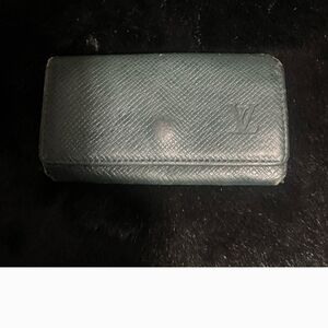 Louis Vuitton Taiga Green 💚 Key Chain Wallet